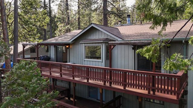 1521 Patricia Ln, Arnold, CA 95223