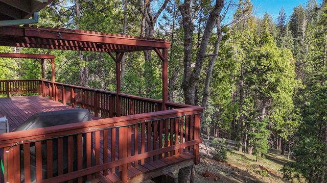 1521 Patricia Ln, Arnold, CA 95223