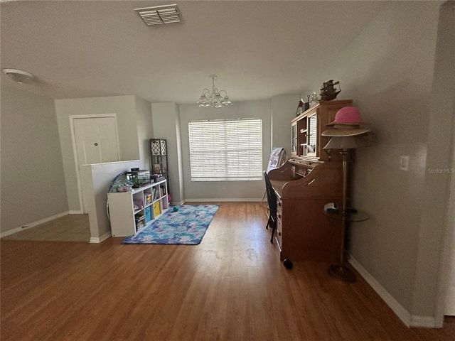 11315 NW 34TH AVENUE Room 1, Gainesville, FL 32606