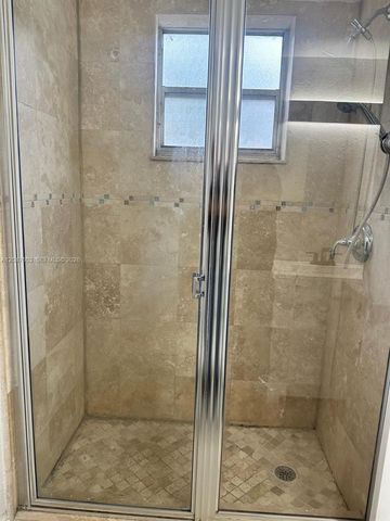 427 Santander Avenue 205, Coral Gables, FL 33134