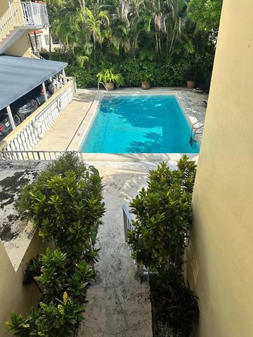 427 Santander Avenue 205, Coral Gables, FL 33134