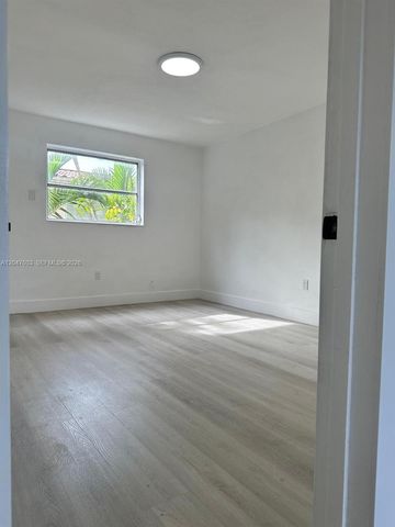 427 Santander Avenue 205, Coral Gables, FL 33134