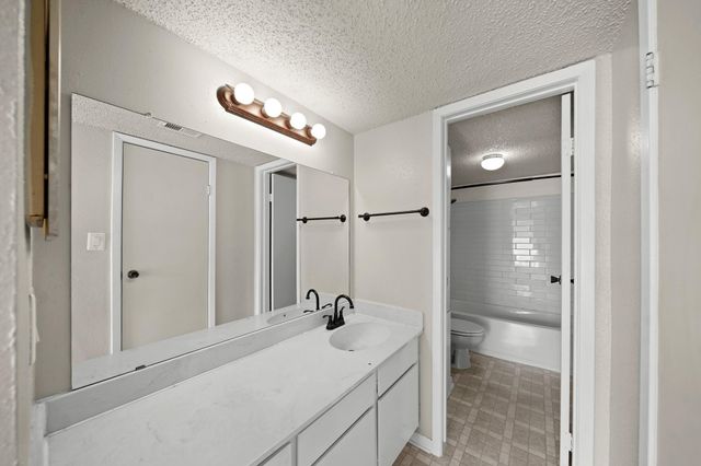 260 El Dorado Boulevard 608, Houston, TX 77598