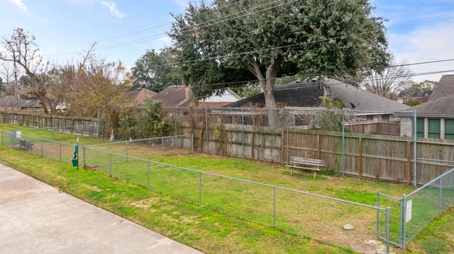 260 El Dorado Boulevard 608, Houston, TX 77598