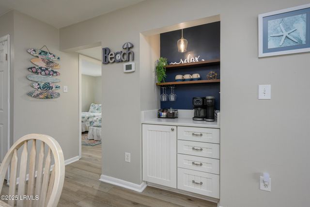 45 Folly Field Rd Apt 8L, Hilton Head Island, SC 29928