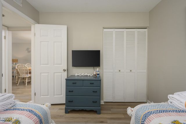 45 Folly Field Rd Apt 8L, Hilton Head Island, SC 29928