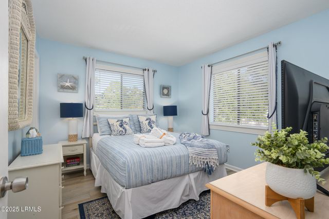 45 Folly Field Rd Apt 8L, Hilton Head Island, SC 29928