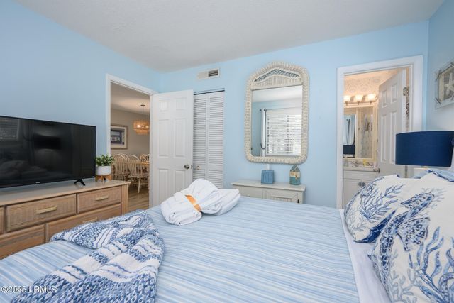 45 Folly Field Rd Apt 8L, Hilton Head Island, SC 29928