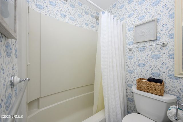 45 Folly Field Rd Apt 8L, Hilton Head Island, SC 29928