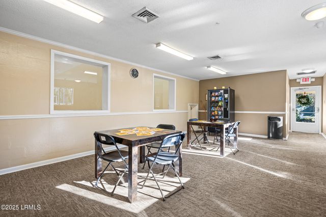 45 Folly Field Rd Apt 8L, Hilton Head Island, SC 29928