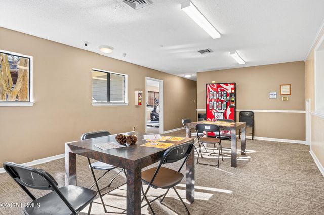 45 Folly Field Rd Apt 8L, Hilton Head Island, SC 29928