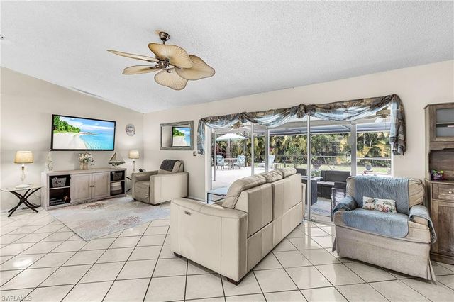 919 SE 19th TER, Cape Coral, FL 33990