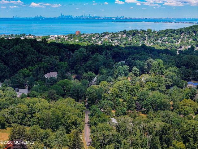 115 Browns Dock Road, Atlantic Highlands, NJ 07716