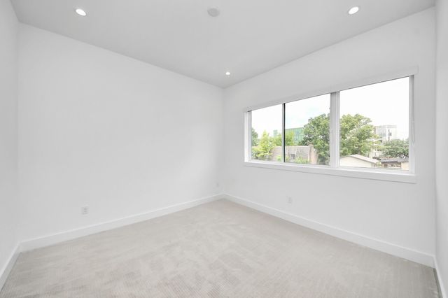 5823 Dolores Street, Houston, TX 77057