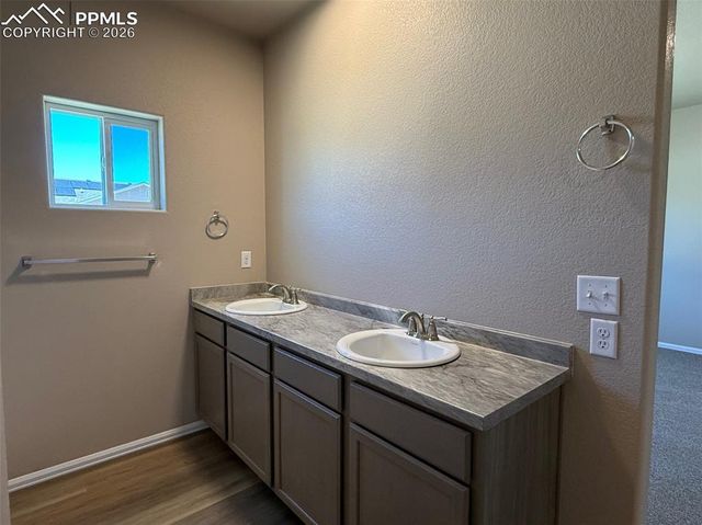 5217 Gannet Lane, Pueblo, CO 81008