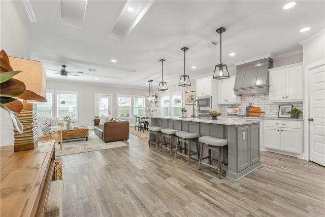 2905 Goldberg Drive, Bryan, TX 77808