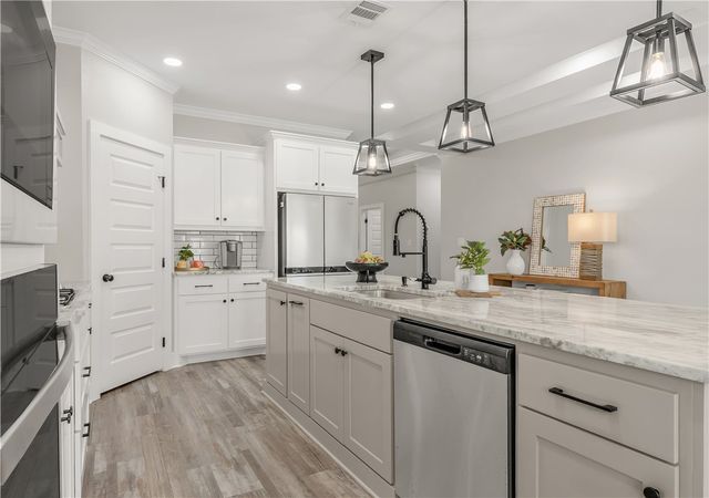 2905 Goldberg Drive, Bryan, TX 77808