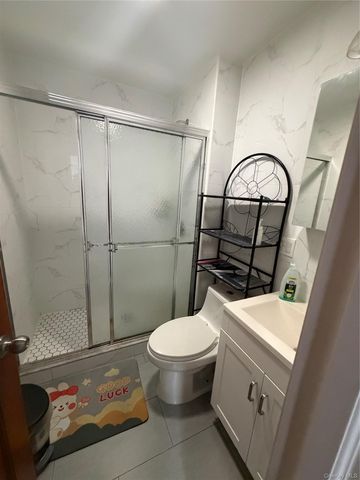 13221 Avery Avenue 4B, Flushing, NY 11355