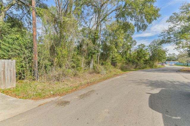 0 Adkins Street, Conroe, TX 77301