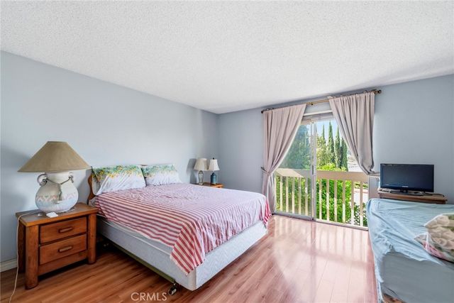 836 E Ponderosa, Azusa, CA 91702