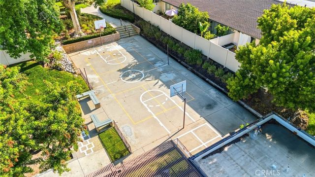 836 E Ponderosa, Azusa, CA 91702