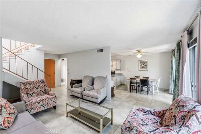 836 E Ponderosa, Azusa, CA 91702
