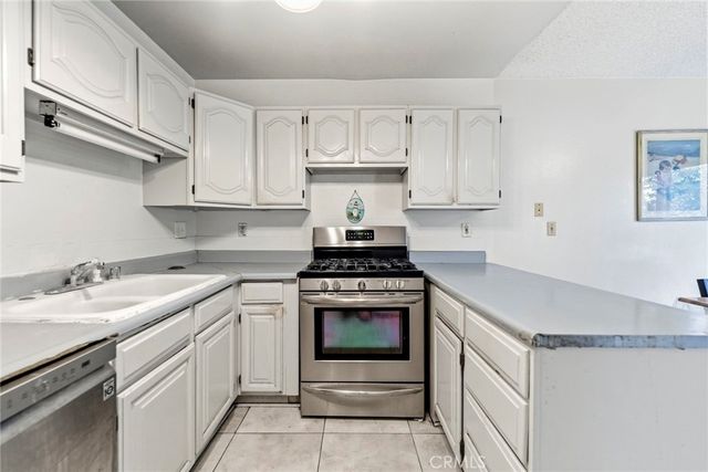 836 E Ponderosa, Azusa, CA 91702