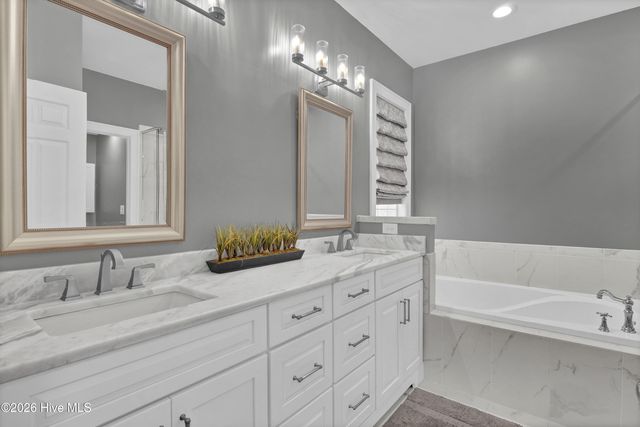 929 Wild Dunes Circle, Wilmington, NC 28411