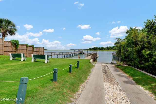 929 Wild Dunes Circle, Wilmington, NC 28411