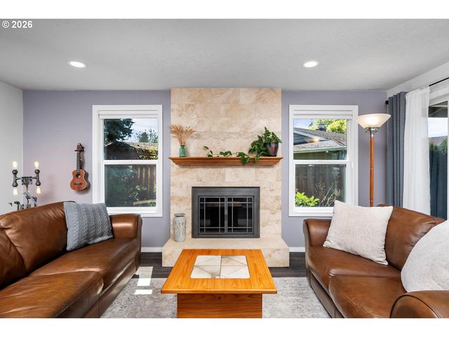 18588 Sw CASCADIA Ct, Beaverton, OR 97078