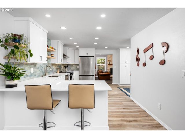 18588 Sw CASCADIA Ct, Beaverton, OR 97078