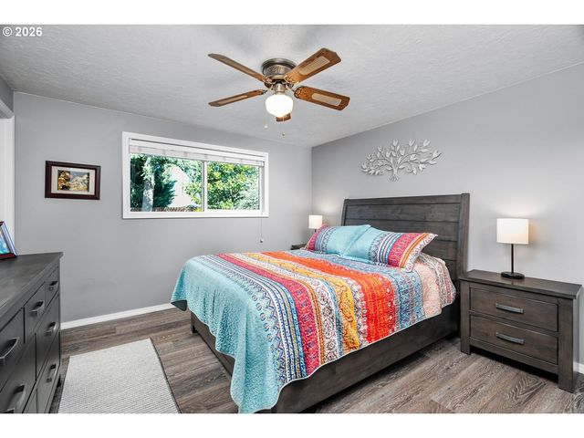 18588 Sw CASCADIA Ct, Beaverton, OR 97078