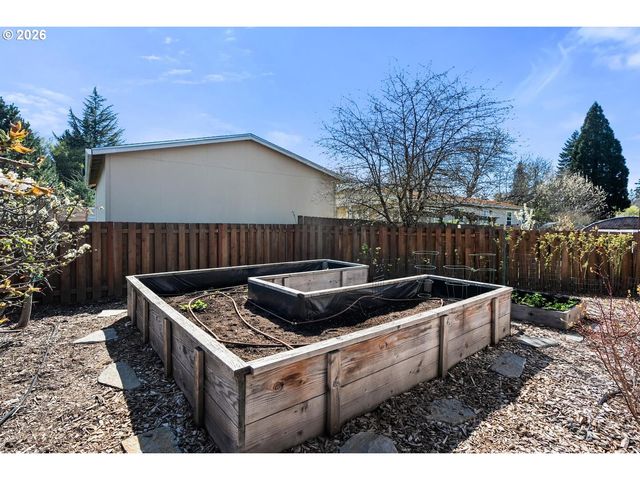 18588 Sw CASCADIA Ct, Beaverton, OR 97078