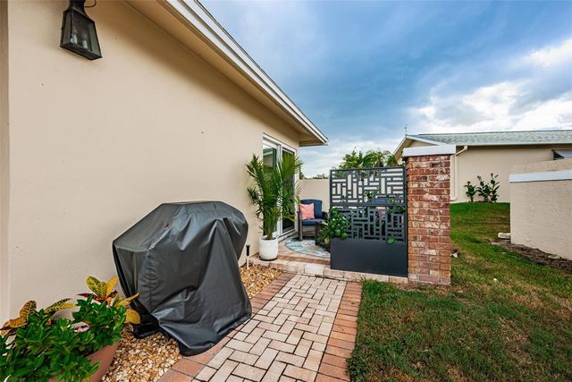 2735 SHERBROOKE LANE C, Palm Harbor, FL 34684