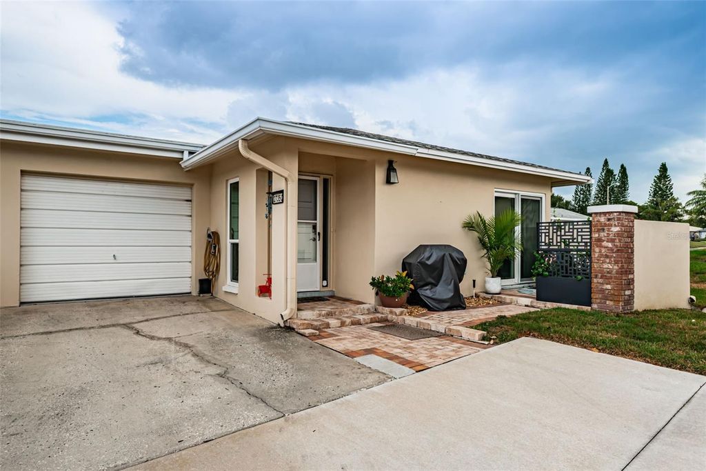 2735 SHERBROOKE LANE C, Palm Harbor, FL 34684