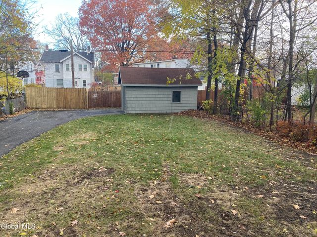1185 Ardsley Road, Schenectady, NY 12308