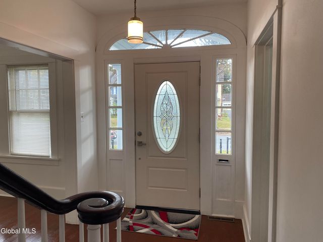 1185 Ardsley Road, Schenectady, NY 12308