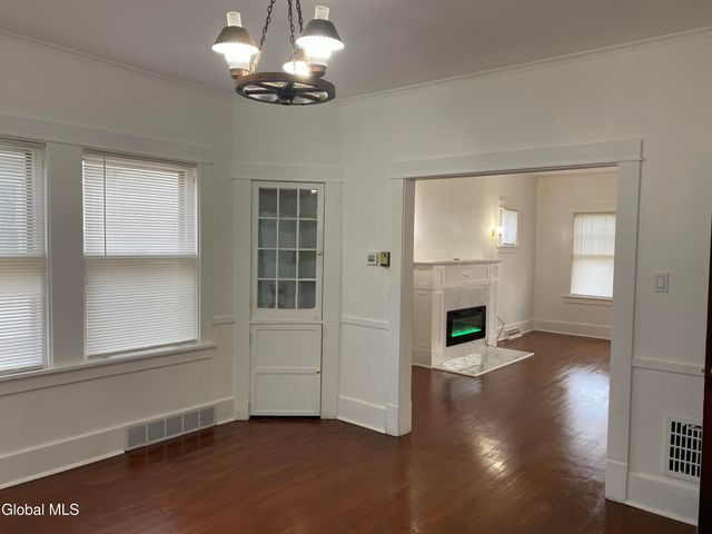 1185 Ardsley Road, Schenectady, NY 12308