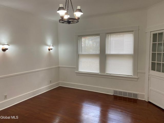 1185 Ardsley Road, Schenectady, NY 12308