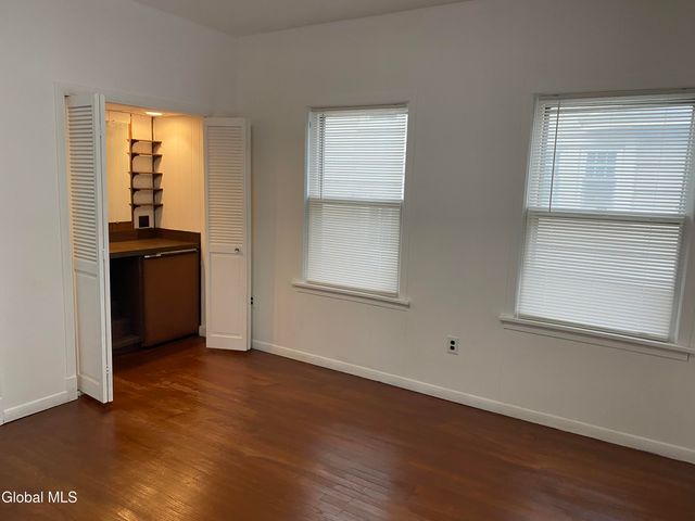 1185 Ardsley Road, Schenectady, NY 12308