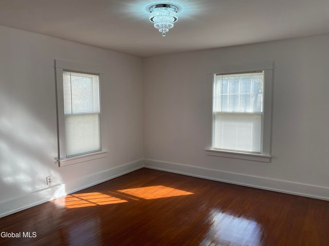 1185 Ardsley Road, Schenectady, NY 12308