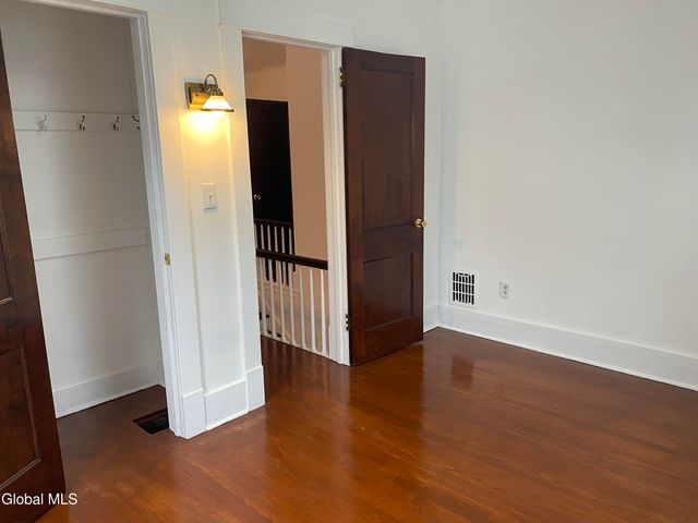 1185 Ardsley Road, Schenectady, NY 12308