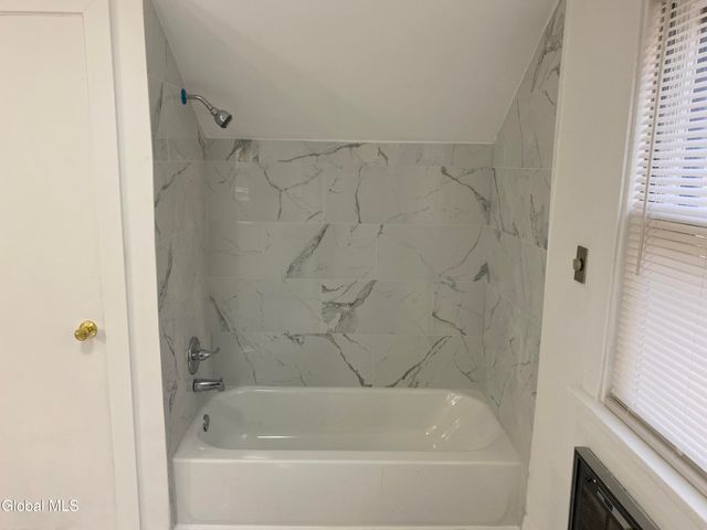 1185 Ardsley Road, Schenectady, NY 12308