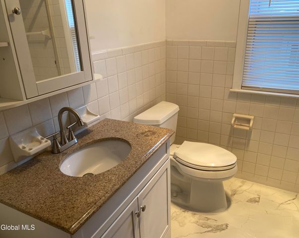 1185 Ardsley Road, Schenectady, NY 12308