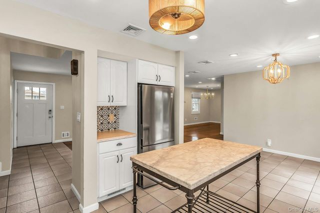 5 Nita Street, East Northport, NY 11731