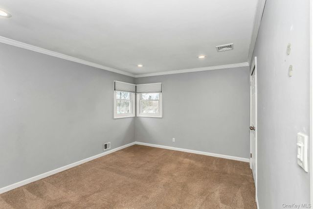 5 Nita Street, East Northport, NY 11731