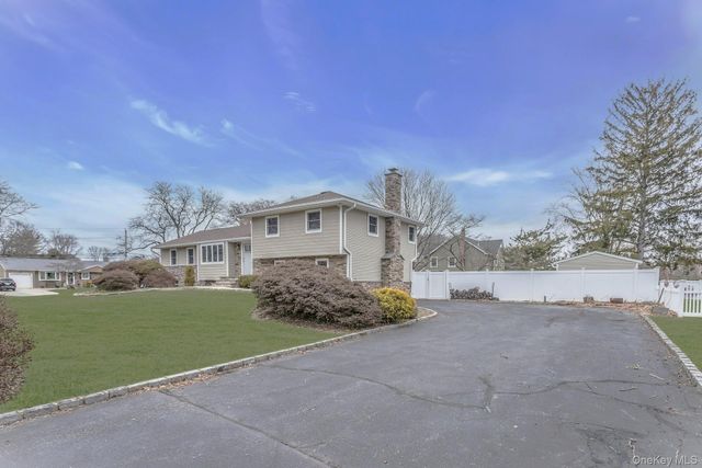 5 Nita Street, East Northport, NY 11731