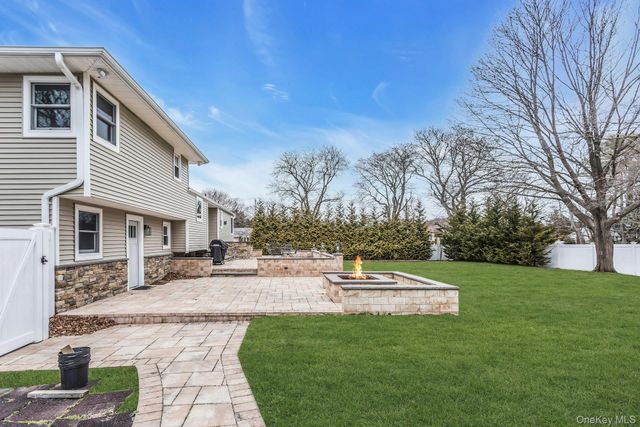 5 Nita Street, East Northport, NY 11731