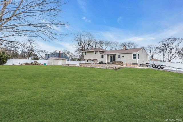 5 Nita Street, East Northport, NY 11731