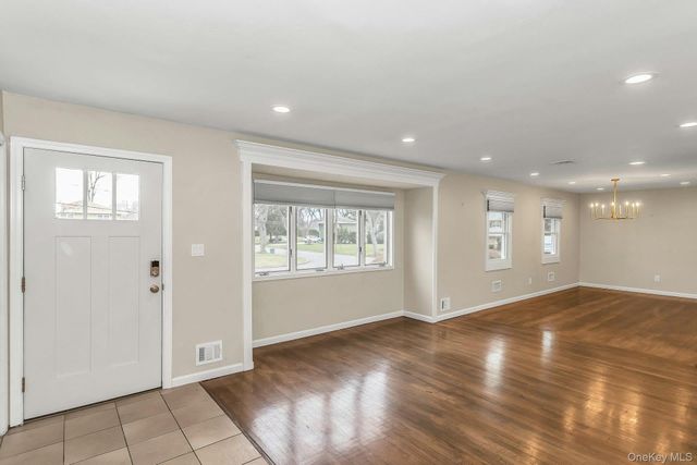 5 Nita Street, East Northport, NY 11731